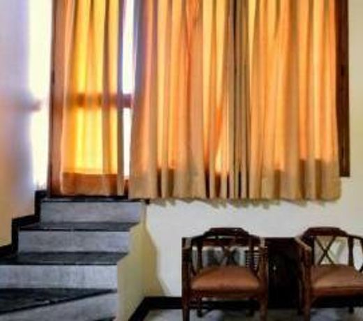 The Komfort Inn