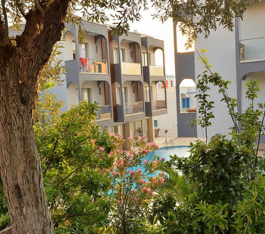 Calis Hotel