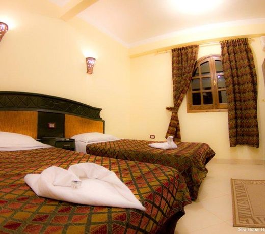 Sea Horse Hotel