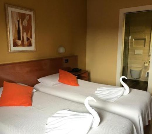 Hotel Nais