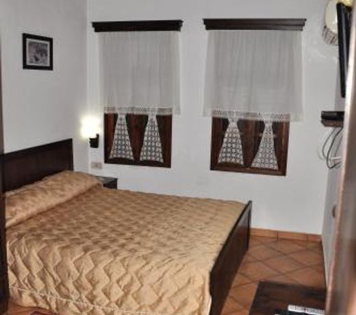 Guva Mangalem Hotel Restaurant