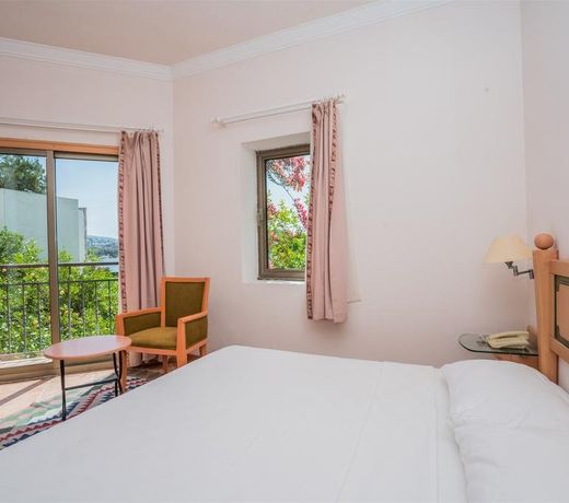 3S BEACH CLUB HOTEL