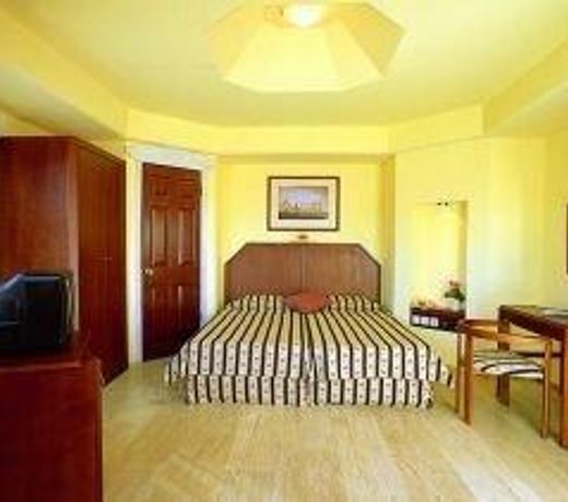 ORA HOLIDAY VILLAGE
