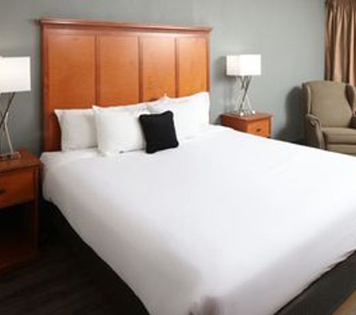 Red Lion Inn & Suites Deschutes River - Bend