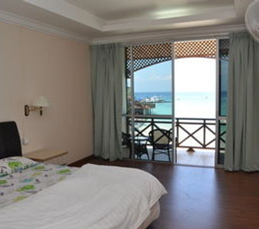 New Cocohut Chalet