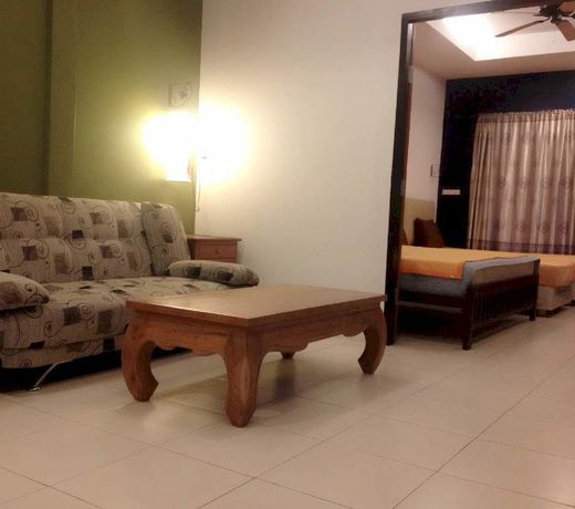 Jomtien Little Mango Guesthouse