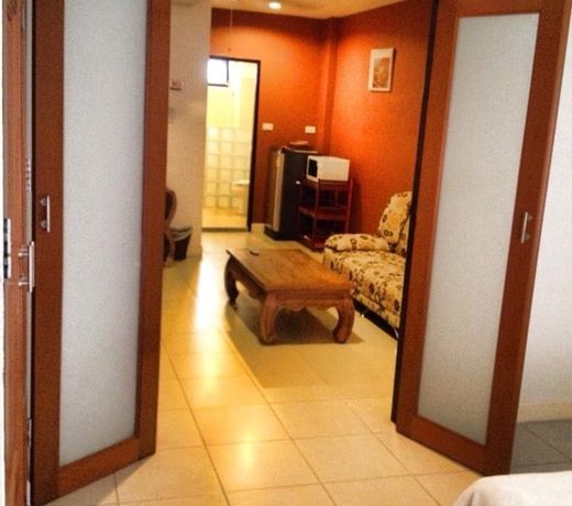 Jomtien Little Mango Guesthouse