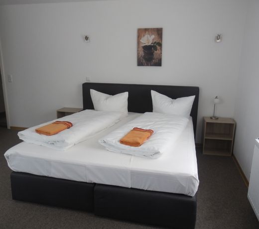 HOTEL ZUR MESSE
