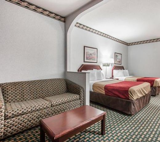 Econo Lodge Inn & Suites Northport