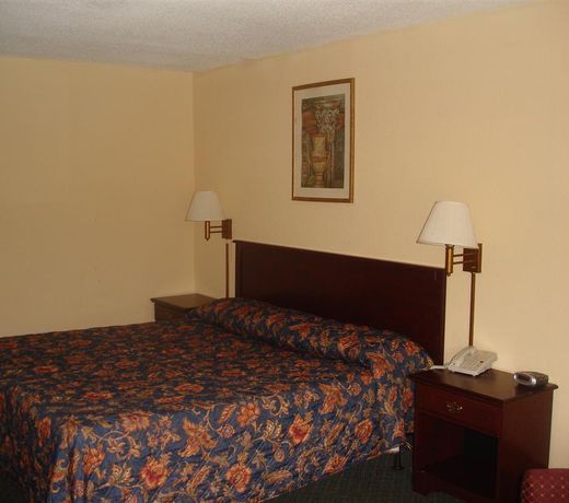 Carriage Inn