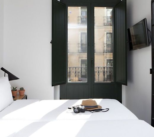 SLEEP'N Atocha - B Corp Certified