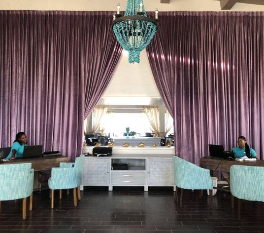 Sea Breeze Beach House All Inclusive by Ocean Hotels