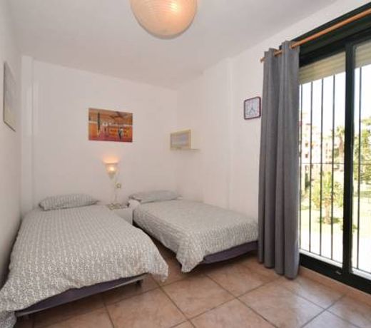 Villa in Zahara de los Atunes with pool in peak season