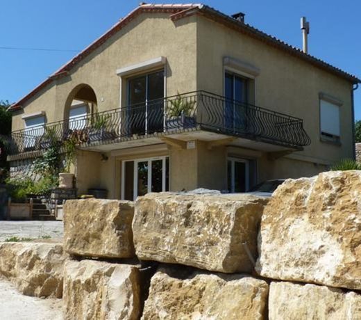 Beautiful Villa in Carcassonne with Shared Pool Jacuzzi