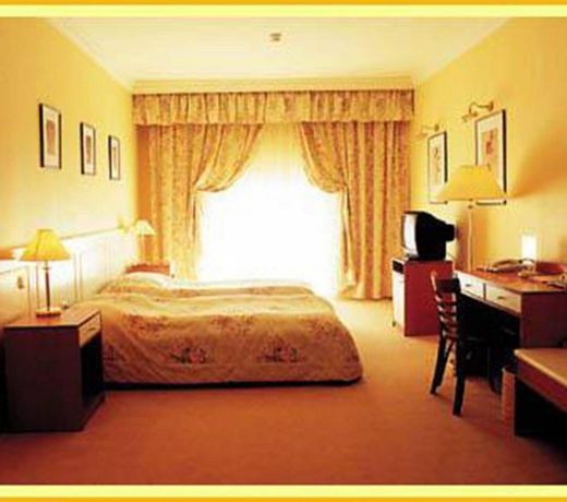 Korona Hotel