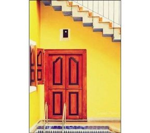 Villa Capers