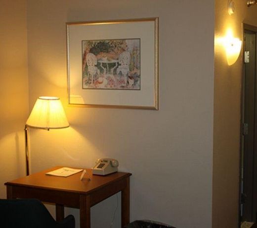 Emerald Inn