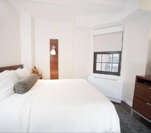 SILVER SUITES RESIDENCES BEEKMAN TOWER