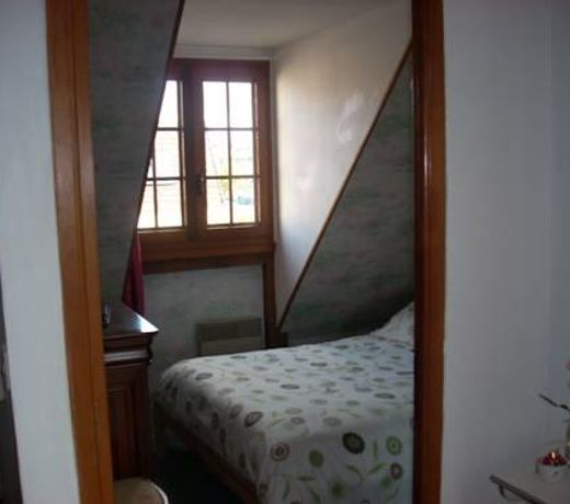 CHAMBRE D??HÃTE LE MORENNE