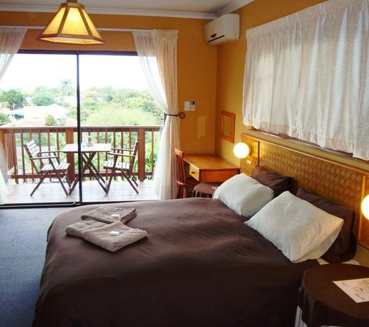 Flintstones Guest House Durban