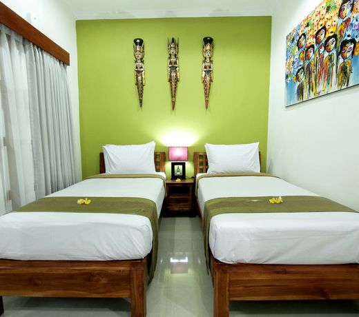 Maha Residence Guest House