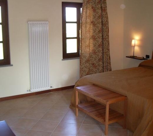 B&B Cascina Gaione Via Gallina,18b 12052 Neive cn