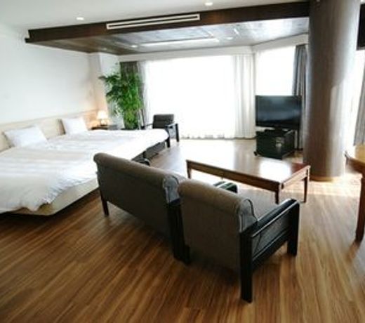 Izumigo Hotel Ambient Izukogen condominium