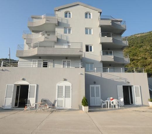 Villa Angelina