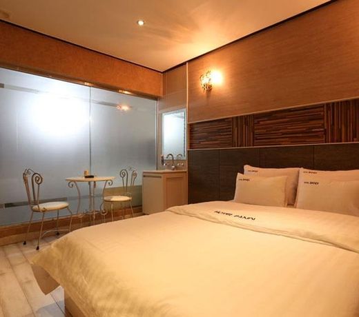 Goodstay Bandi Hotel