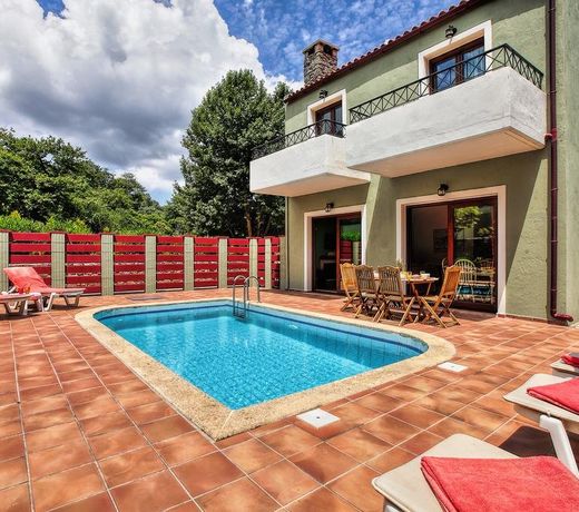 Arhontika Villas