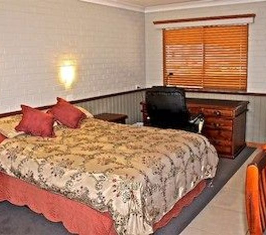 Barcaldine Country Motor Inn