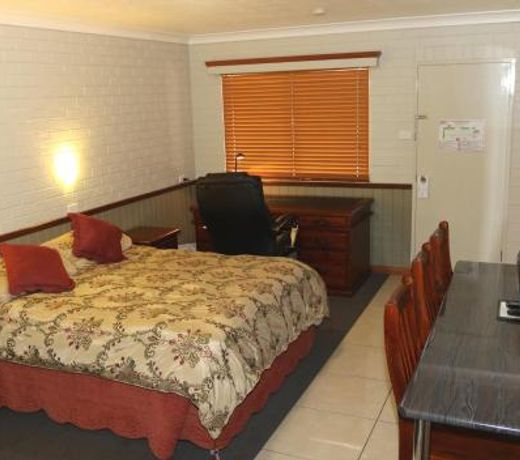 Barcaldine Country Motor Inn
