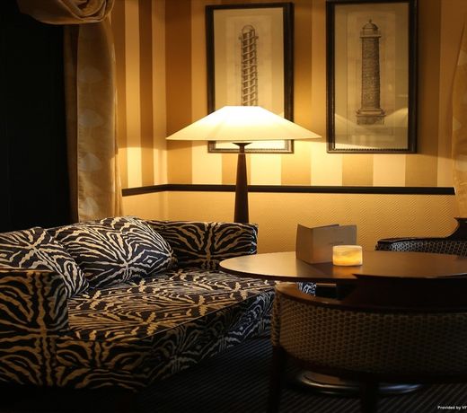 Small Luxury Hotel Ambassador Zurich
