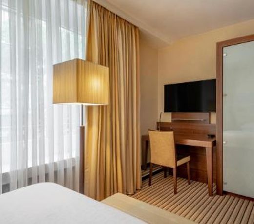 Neues Schloss Privat Hotel Zurich, Autograph Collection
