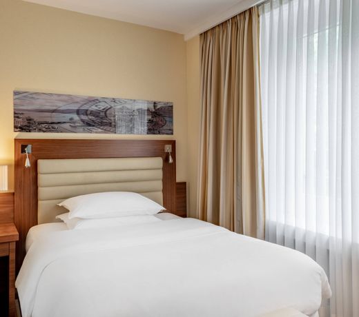 Neues Schloss Privat Hotel Zurich, Autograph Collection