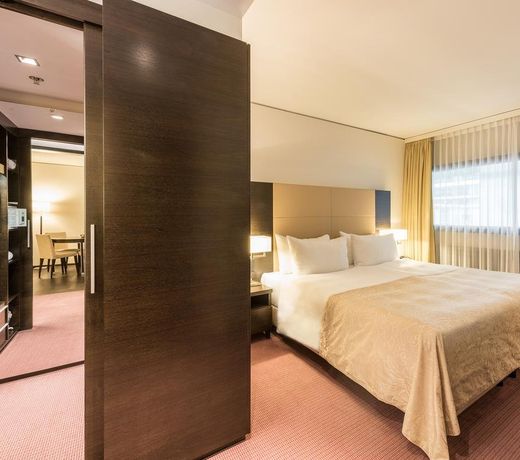 becozy Self Check-in & Pop-up Hotel Sihlcity