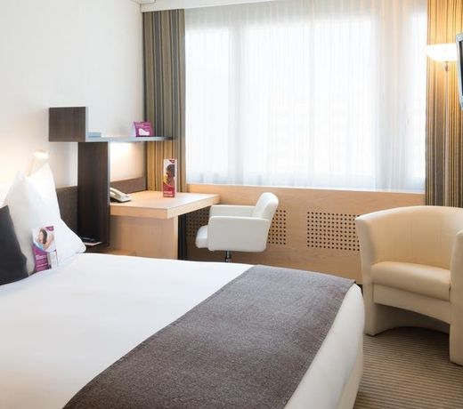 Crowne Plaza Zürich, an IHG Hotel