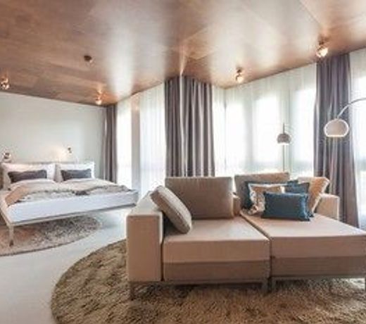 EMA House Hotel Suites