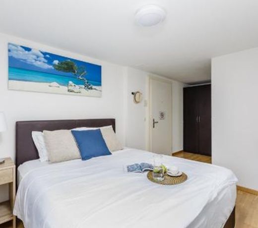 GUESTHOUSE BRAUERSTRASSE