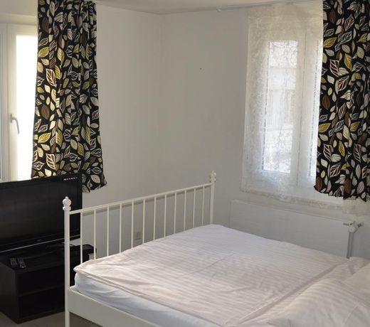 GUESTHOUSE BRAUERSTRASSE