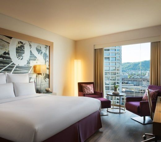 Renaissance Zurich Tower Hotel