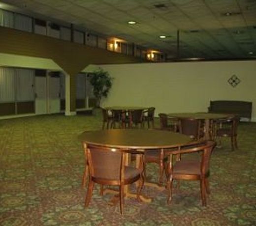 Quality Hotel & Convention Center
