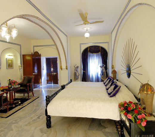 The Raj Palace (Small Luxury Hotels of the World)