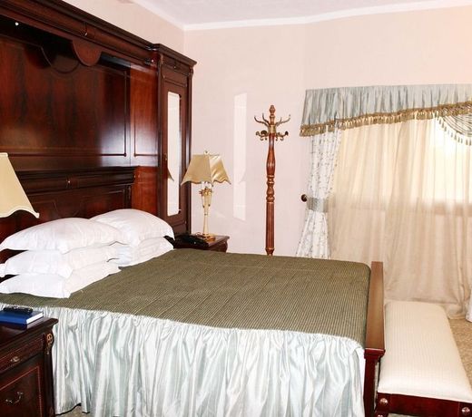 Imperial Royale Hotel