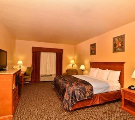 HiWay Inn Express of Broken Bow