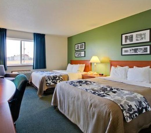 Sleep Inn & Suites Charles City