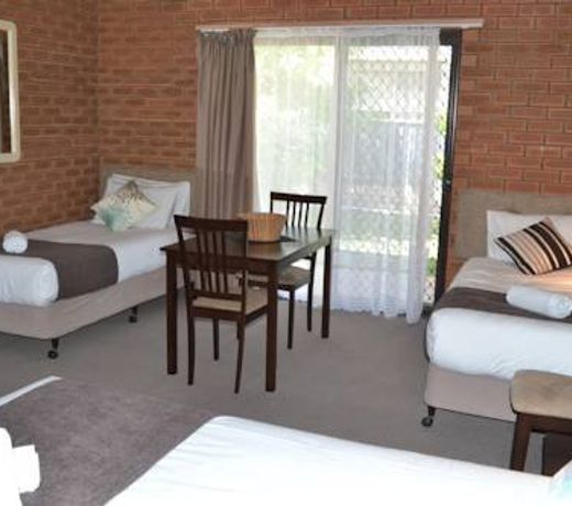Ashleigh Court Motor Inn