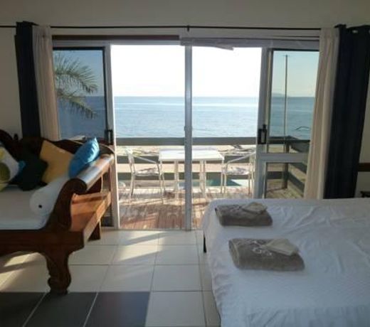 Cardwell Beachfront Motel