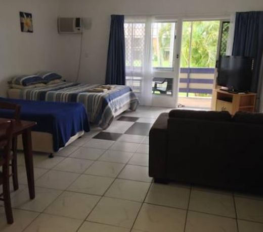 Cardwell Beachfront Motel