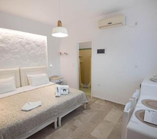 Eleana Studios